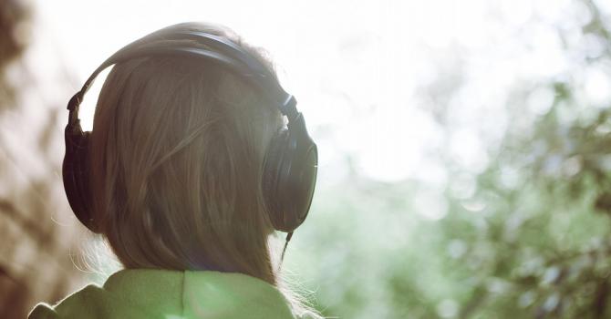 მუსიკის 10 სარგებელი ჩვენი ჯანმრთელობისა და კეთილდღეობისთვის